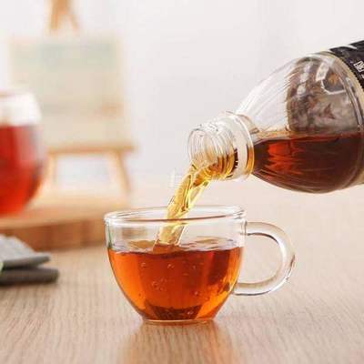 功能性茶飲料新風向 從“青山綠水”到龍井蛤蜊湯，是真養生還是概念游戲？